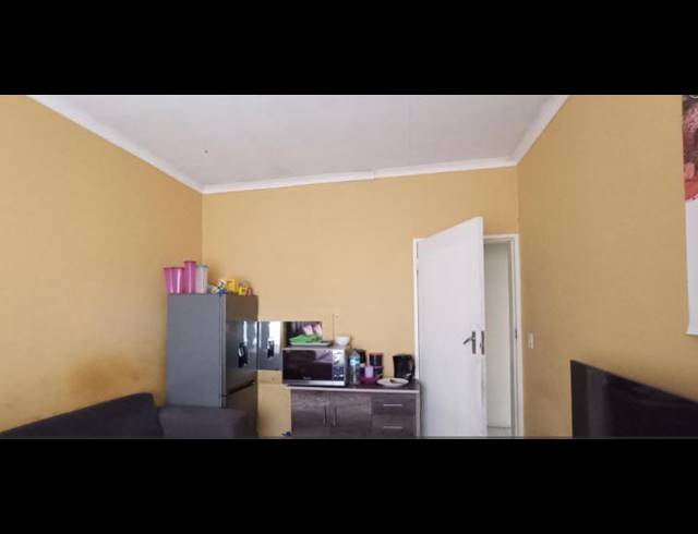 7 BEDROOM HOUSE FOR SALE IN ELSBURG